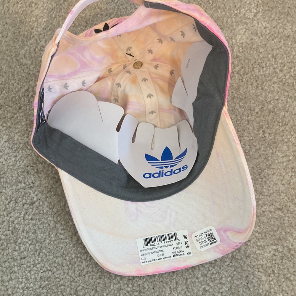 Adidas hat - Picture 3 of 5